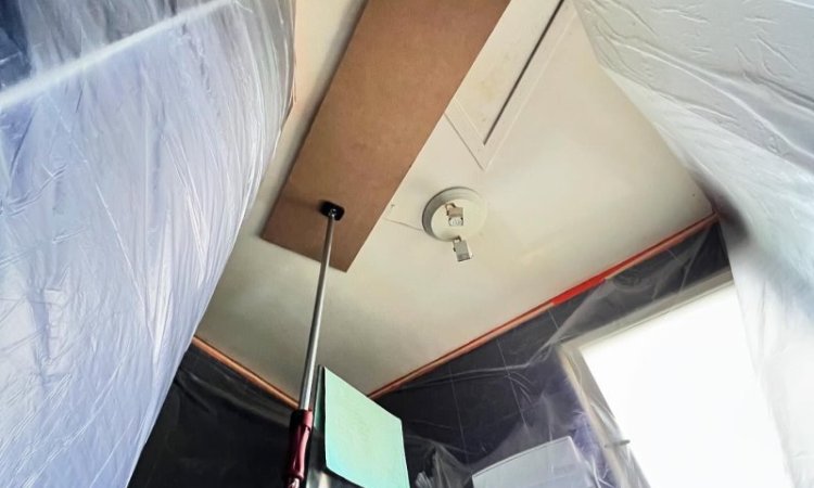 Rénovation de plafond suite à un dégât des eaux à Francheville